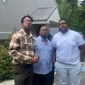 Meet your Posher, Raymond